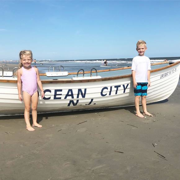 Meet your Posher, Erin - Picture 1 of 1